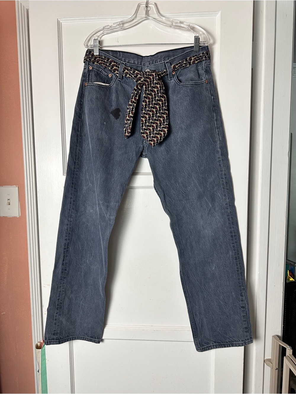 Vintage 1999 501 Levi's Men's Relaxed Jeans in Washed Black